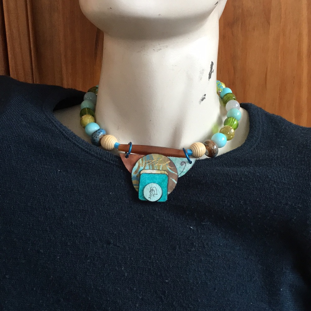 Necklace - Picture 2 of 6